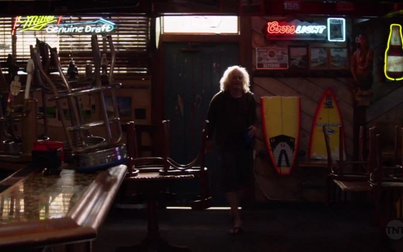Miller Genuine Draft and Coors Light Beer Neon Signs in Animal Kingdom S06E01 1992 (2022)