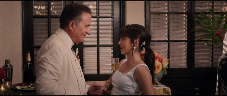 Moet Champagne in Father of the Bride (2)