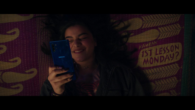 Samsung Galaxy Smartphone of Iman Vellani as Kamala Khan in Ms. Marvel S01E02 Crushed (2022)