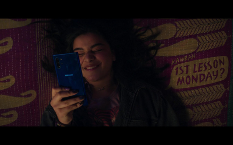 Samsung Galaxy Smartphone of Iman Vellani as Kamala Khan in Ms. Marvel S01E02 Crushed (2022)