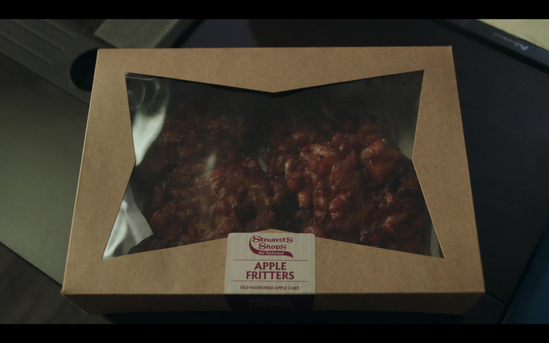 Stewart's Shops Apple Fritters Old Fashioned Apple Cake in Rutherford Falls S02E07 "Halloween" (2022)