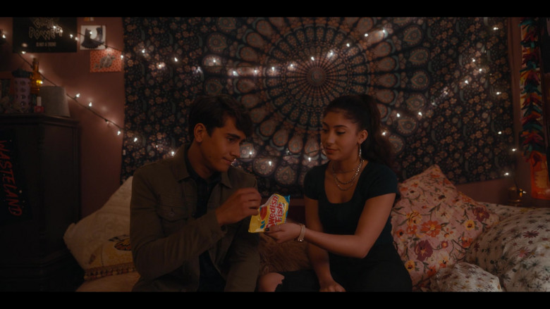 Swedish Fish Candies Enjoyed by Isabella Ferreira as Pilar Salazar and Michael Cimino as Victor Salazar in Love, Victor S03E05 (2)