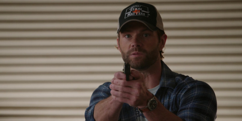 Texas Hatters Cap of Jared Padalecki as Cordell Walker in Walker S02E17 Torn (2)
