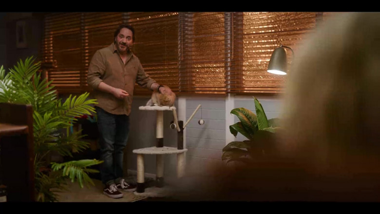 Vans Shoes of Ben Falcone as Clark Thompson in God's Favorite Idiot S01E02 The Angel (2)