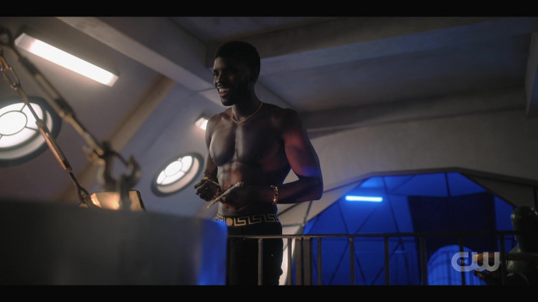 Versace Men's Underwear in Tom Swift S01E01 …And the Liftoff to Saturn (1)