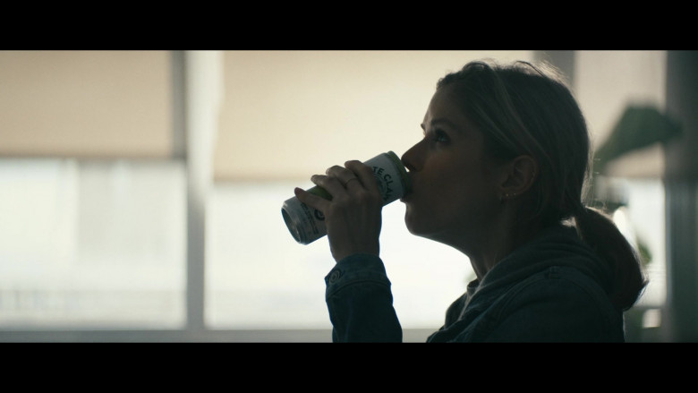 White Claw Hard Seltzer Enjoyed by Erin Moriarty as Annie January in The Boys S03E05 The Last Time to Look on This World of Lies (1)