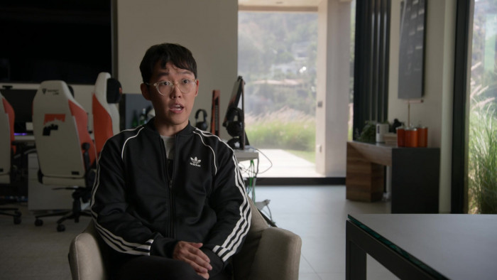 Adidas Track Jackets in Players S01E09 Finals (2)