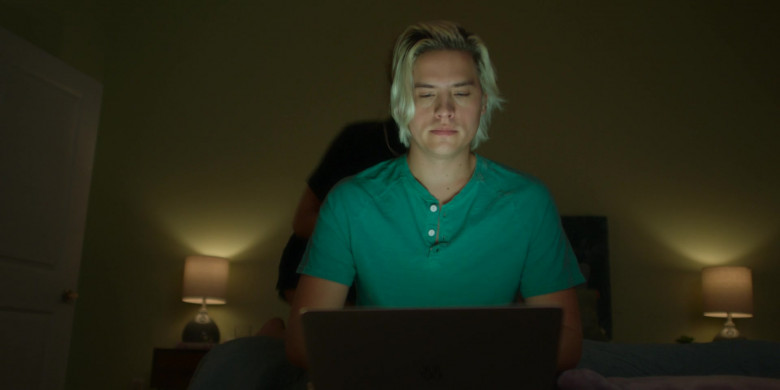 Apple MacBook Pro Laptop of Dylan Sprouse as Jake in My Fake Boyfriend (1)