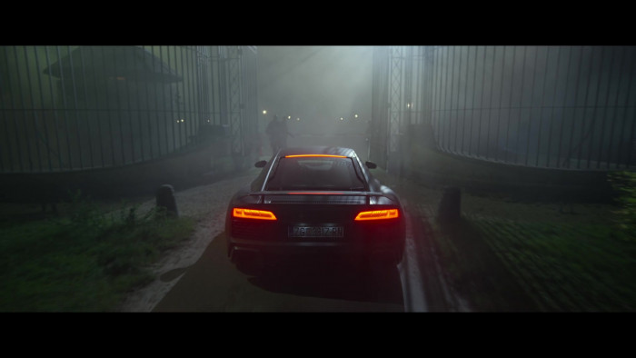 Audi R8 Car in The Gray Man (1)