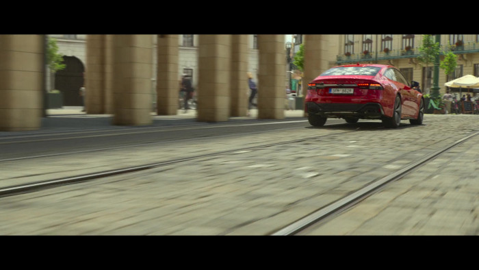 Audi RS 7 Red Sports Car in The Gray Man 2022 Movie (6)