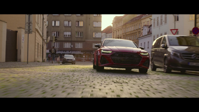 Audi RS 7 Red Sports Car in The Gray Man 2022 Movie (8)