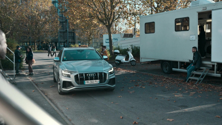 Audi SUV in Irma Vep S01E06 The Thunder Master (2022)