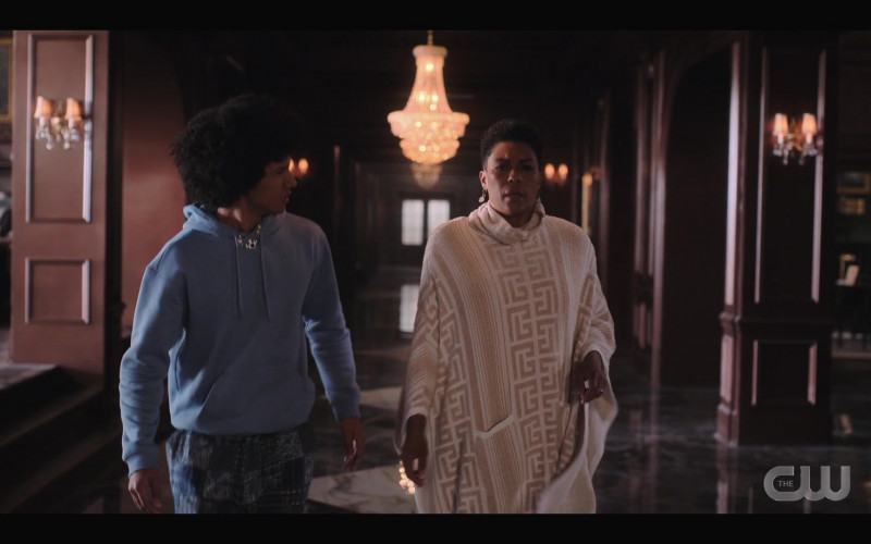 Balmain Monogram Pattern Roll-Neck Poncho in Tom Swift S01E07 … And the Book of Isaac (2022)