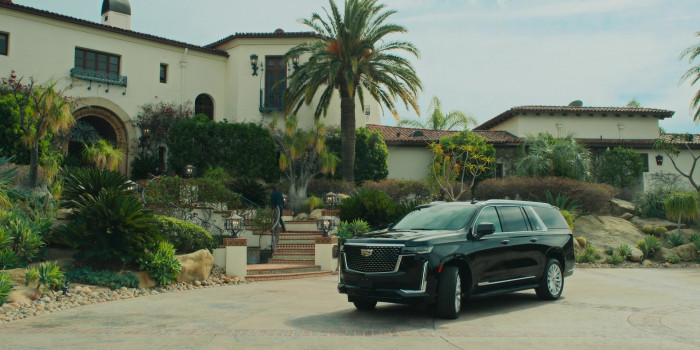 Cadillac Escalade Car in Loot S01E07 French Connection (1)
