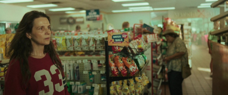 Cheetos Snacks in Paradise Highway (2022)