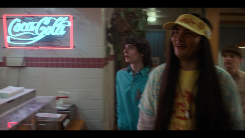 Coca-Cola Neon Sign and Logos in Stranger Things S04E09 Chapter Nine The Piggyback (2)