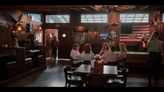 Coors Light Beer Neon Sign and Jack Daniel's Tennessee Whiskey Poster in Virgin River S04E07 Otherwise Engaged (2022)