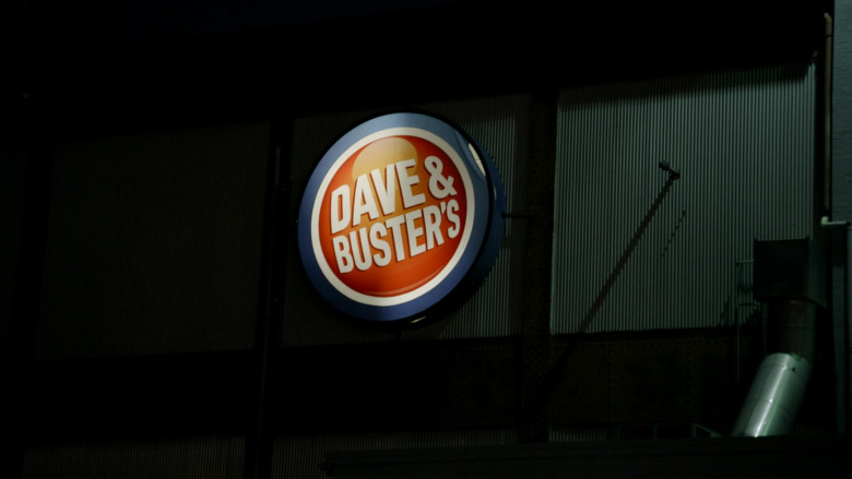 Dave & Buster’s Restaurant in Players S01E08 Philadelphia (1)