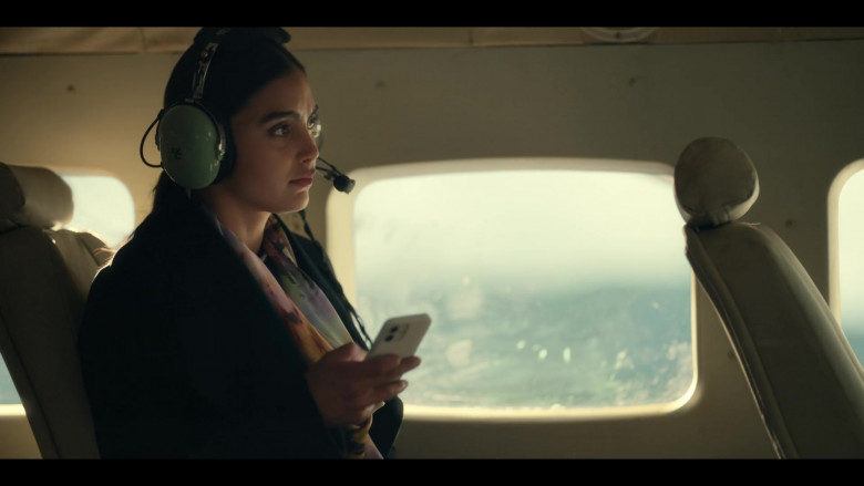 David Clark Aviation Headset of Melissa Barrera as Liv in Keep Breathing S01E01 Arrivals (2022)