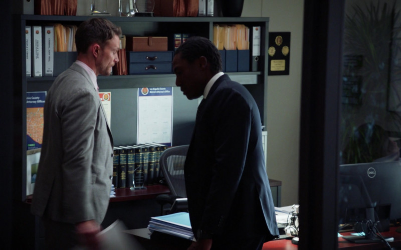 Dell Monitors in All Rise S03E06 I'll Be There (2)