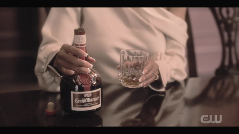 Grand Marnier Liqueur in Tom Swift S01E07 … And the Book of Isaac (2022)