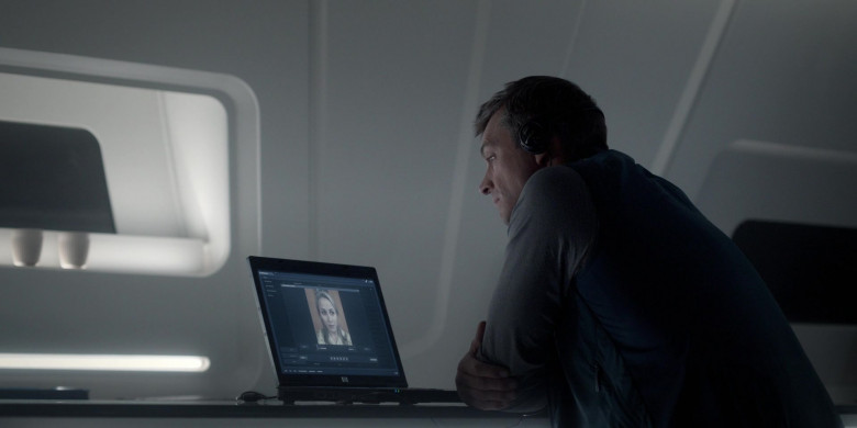 HP Compaq 6910p Laptop in For All Mankind S03E05 Seven Minutes of Terror (2)