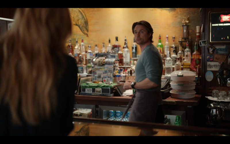 Heineken Beer Cans and Miller High Life Beer Sign in Virgin River S04E07 Otherwise Engaged (2022)