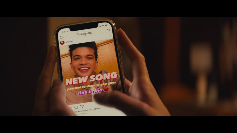 Instagram Social Network in Hello, Goodbye and Everything in Between (2022)
