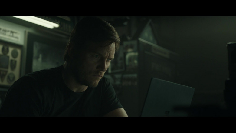 Microsoft Surface Laptop Used by Chris Pratt as James Reece in The Terminal List S01E01 The Engram (2022)