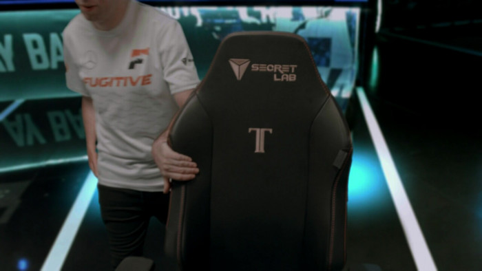 Secretlab Gaming Chairs in Players S01E09 Finals (3)