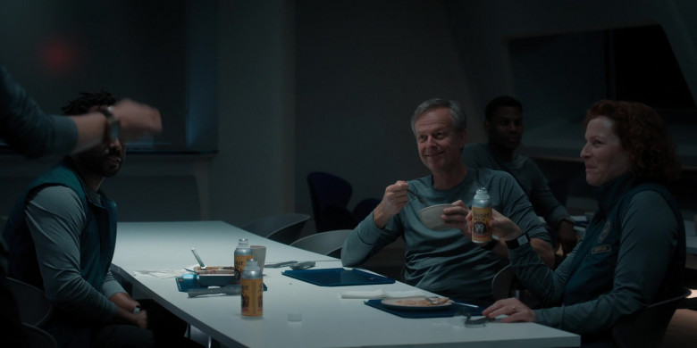 Shiner Bock Beer in For All Mankind S03E04 Happy Valley (5)
