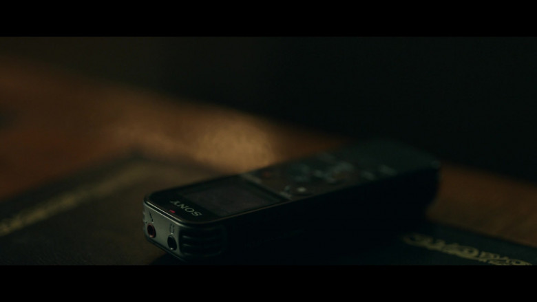 Sony Dictaphone in The Terminal List S01E08 Reclamation (2022)