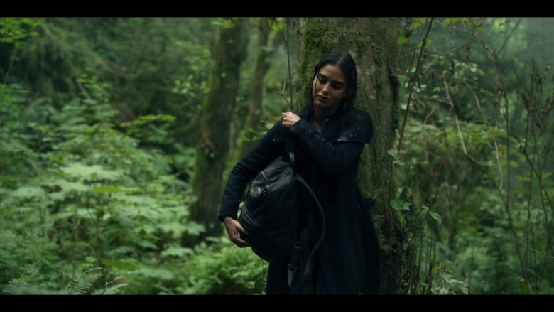 TUMI Backpack of Melissa Barrera as Liv in Keep Breathing S01E04 Departures (2)