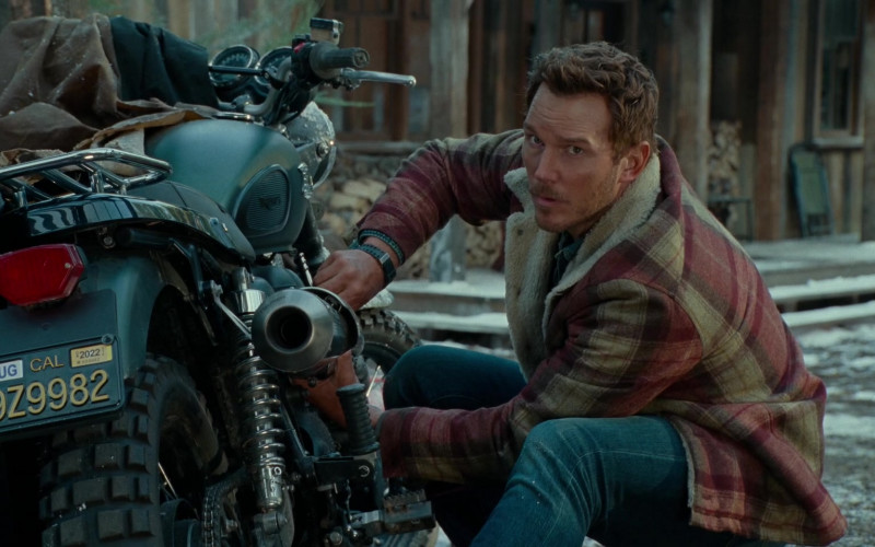 Triumph Motorcycle of Chris Pratt as Owen Grady in Jurassic World Dominion (2022)