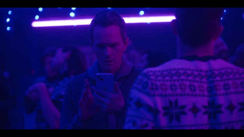 Apple iPhone Smartphone Used by Neil Patrick Harris as Michael Lawson in Uncoupled S01E07 Chapter 7 (2022)