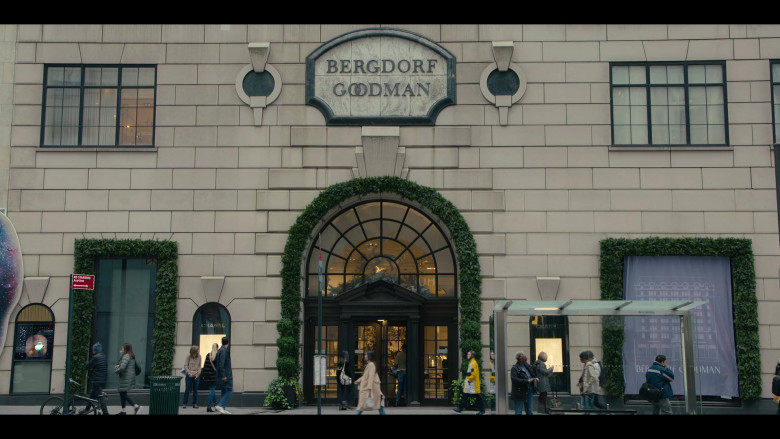 Bergdorf Goodman Store in Partner Track S01E01 Material Adverse Change (2022)