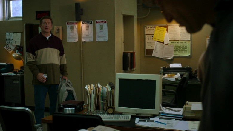 Dell Monitor in City on a Hill S03E01 Gods and Monsters (2022)