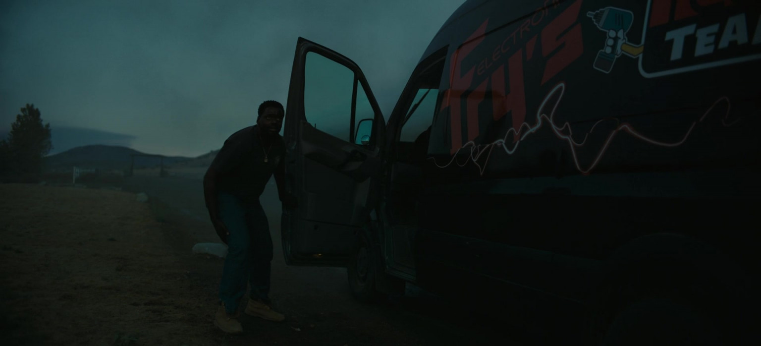 Fry's Electronics Bigbox Store In Nope (2022)