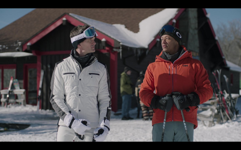 Giro Ski Goggles of Neil Patrick Harris as Michael Lawson and Oakley Ski Goggles and Helly Hansen Jacket of Emerson Brooks as Billy Burns in Uncoupled S01E07 "Chapter 7" (2022)