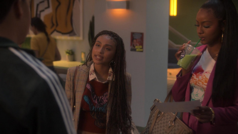 Gucci Handbag in Grown-ish S05E04 Look What U Started (1)