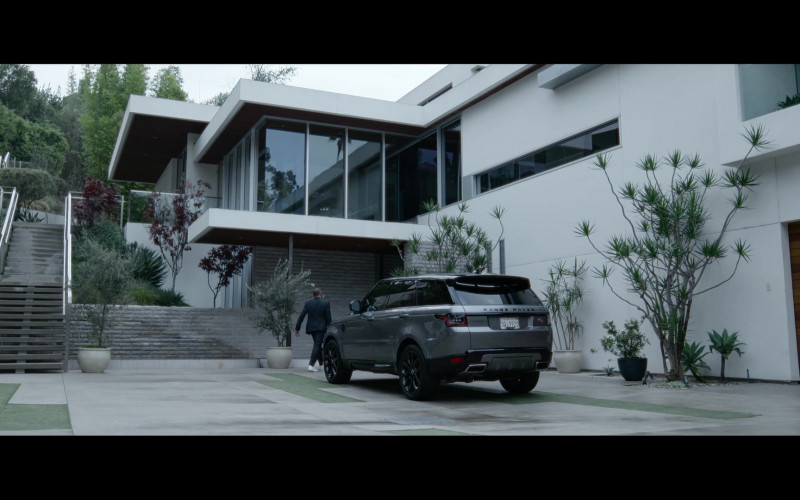 Land Rover Range Rover Sport Car in Echoes S01E01 Home (2022)