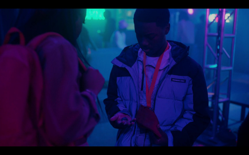 Members Only Puffer Jacket in The Chi S05E07 Angels (2022)