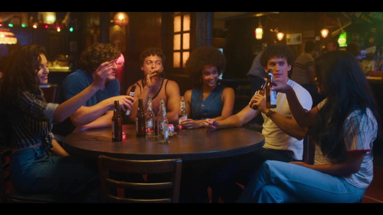 Miller High Life and Pabst Blue Ribbon Beer in Bridge and Tunnel S02E05 Bloodshot Eyes (1)