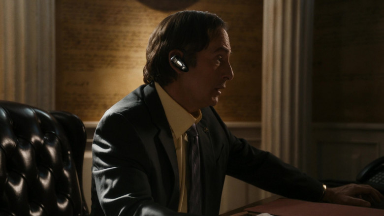 Motorola Bluetooth Headset of Bob Odenkirk as Jimmy McGill – Saul Goodman in Better Call Saul S06E11 Breaking Bad (2)