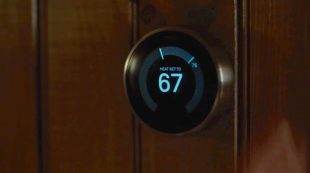Nest Thermostat in Daddy's Home 2 (2017)