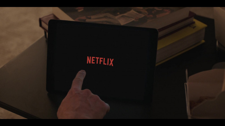 Netflix Streaming Service App in Uncoupled S01E03 Chapter 3 (1)