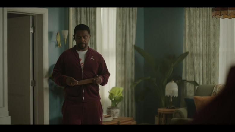 Nike Jordan Velour Tracksuit in The Chi S05E09 I'm Looking For A New Thing (2022)
