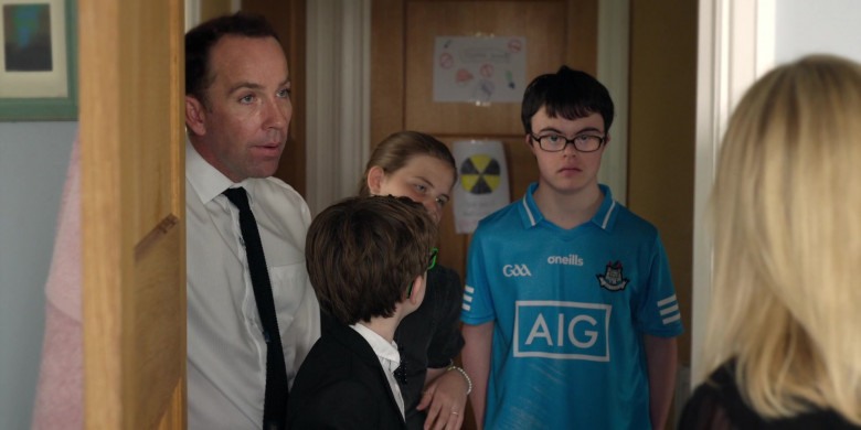O'Neills x AIG Shirt in Bad Sisters S01E01 The Prick (2022)