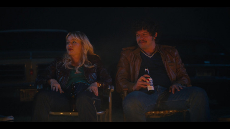 Pabst Blue Ribbon Beer in Bridge and Tunnel S02E06 The Promise Land Six (6)