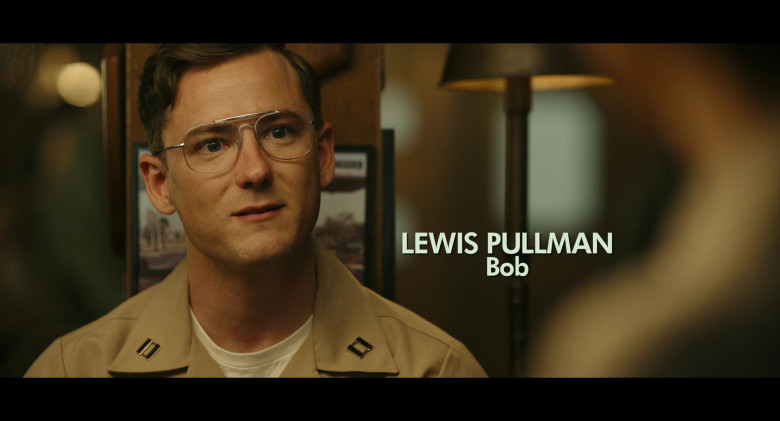 Ray-Ban Men's Eyeglasses of Lewis Pullman as LT Robert ‘Bob' Floyd in Top Gun Maverick (3)